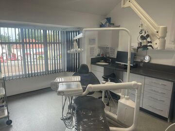 dental surgery treatment room